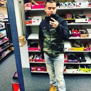 Meet your Posher, Victor